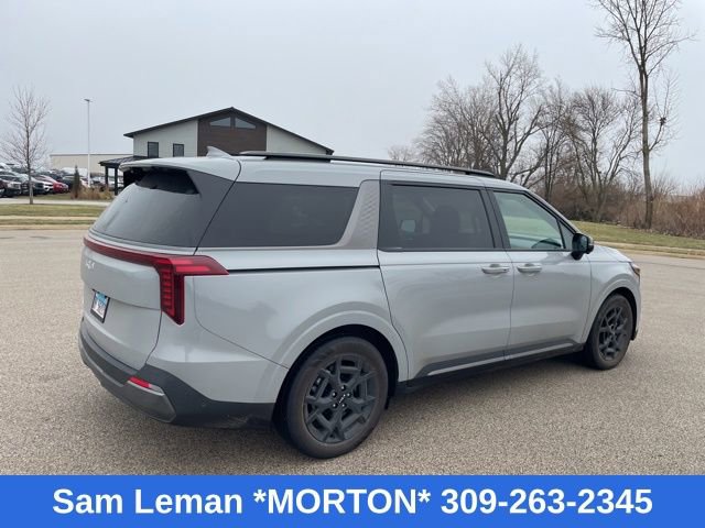 Used 2025 Kia Carnival SX Prestige image 3