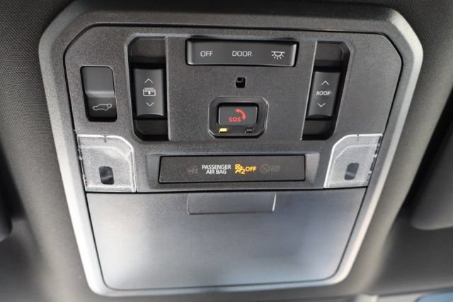 Used 2025 Toyota Sequoia Limited w/ Tow Technology Package AWD/4WD image 21