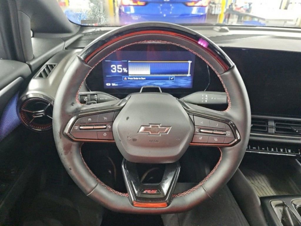 Used 2024 Chevrolet Equinox EV RS FWD image 12