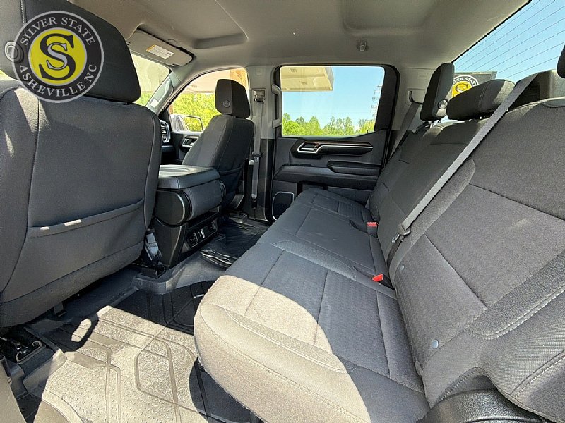 Used 2023 Chevrolet Silverado 1500 LT image 13