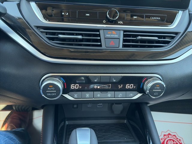 New 2025 Nissan Altima 2.5 SR w/ SR Premium Package image 23