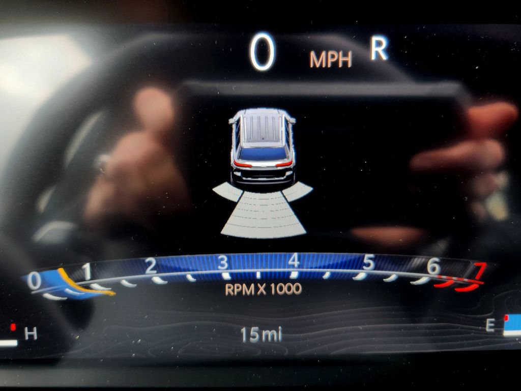 New 2025 Jeep Grand Cherokee L Laredo image 19