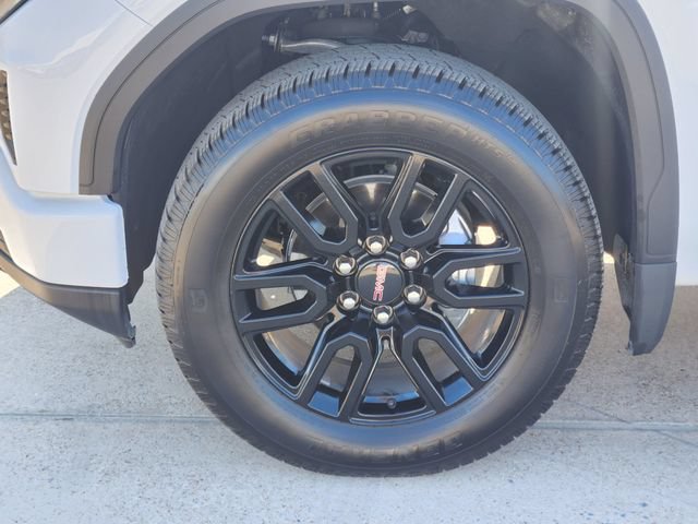 Used 2026 GMC Sierra 1500 Pro w/ Graphite Edition RWD image 17