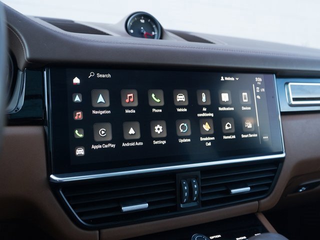 Certified 2023 Porsche Cayenne S Platinum image 25