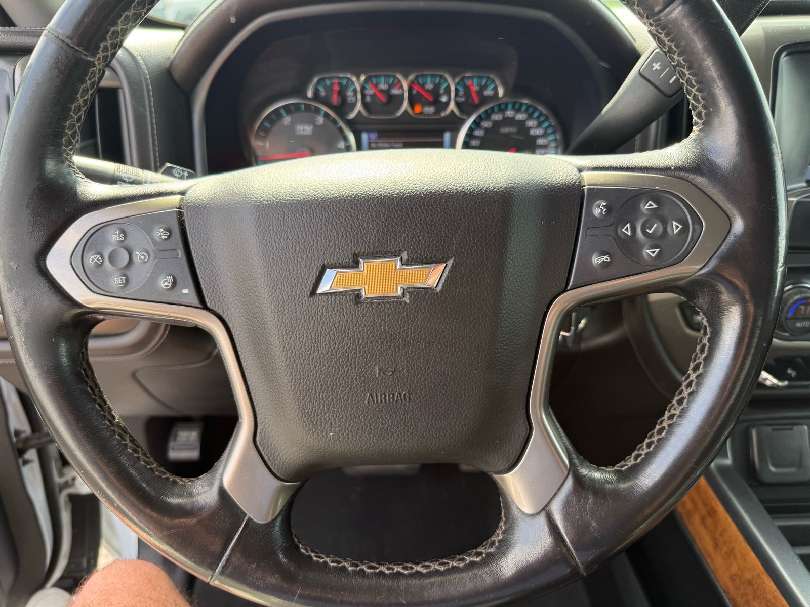 Used 2019 Chevrolet Silverado 3500 High Country w/ Duramax Plus Package AWD/4WD image 20