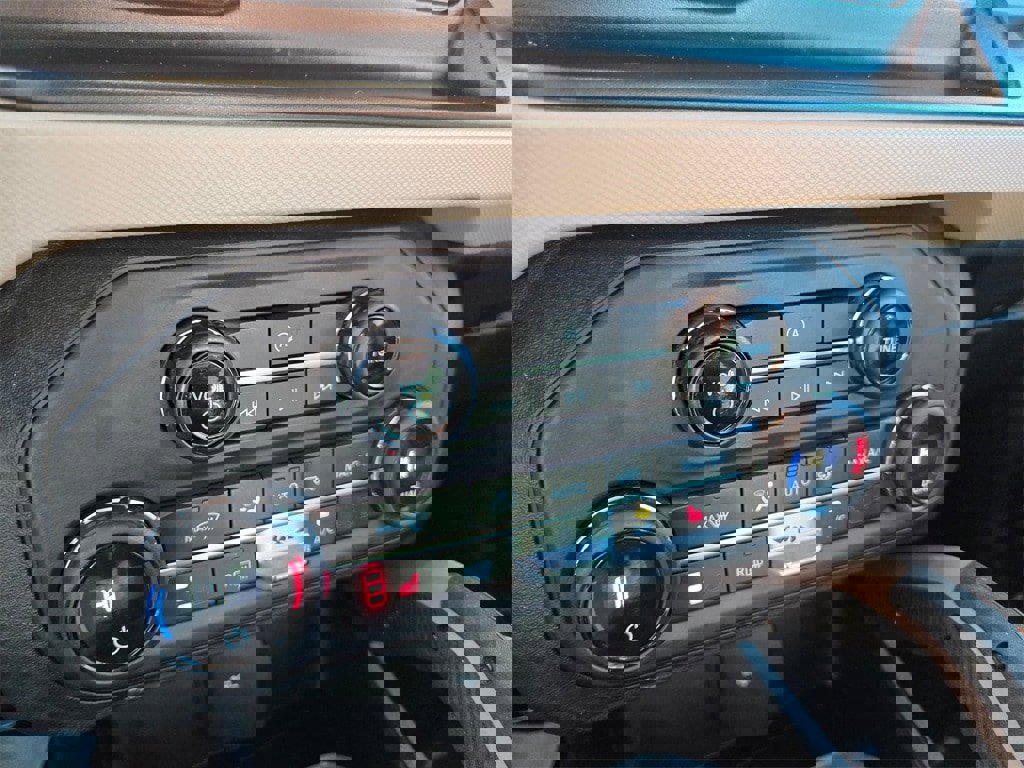 Used 2021 Ford Bronco Big Bend image 16