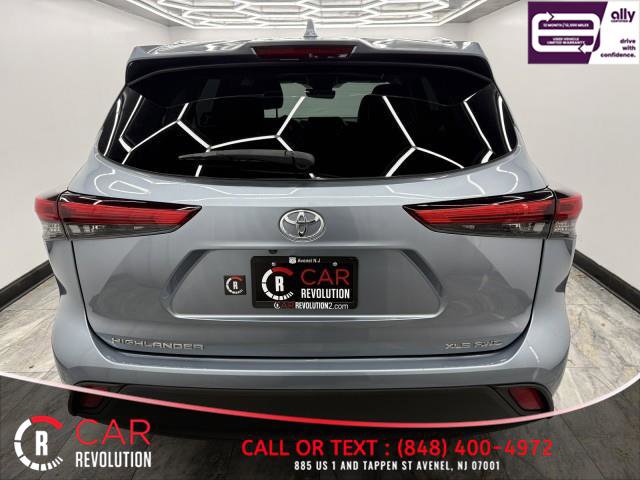 Used 2021 Toyota Highlander XLE image 5