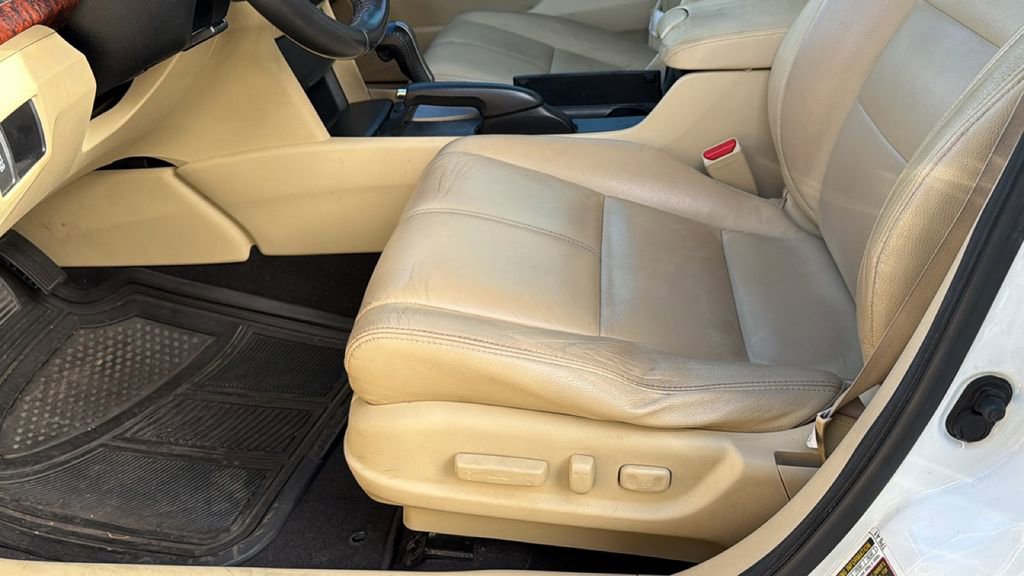 Used 2011 Honda Crosstour EX-L image 9