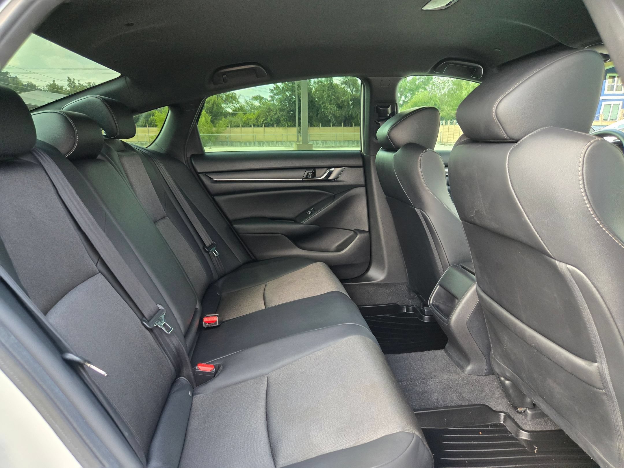 Used 2020 Honda Accord Sport image 25