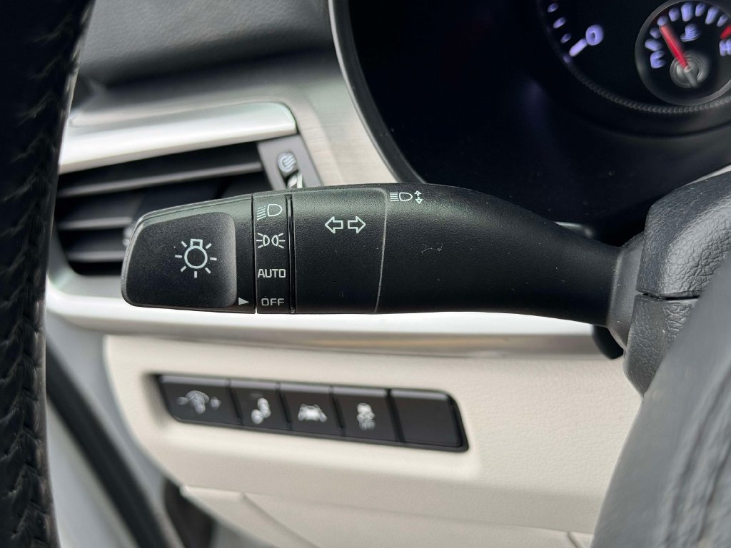 Used 2020 Kia Telluride S AWD/4WD image 24