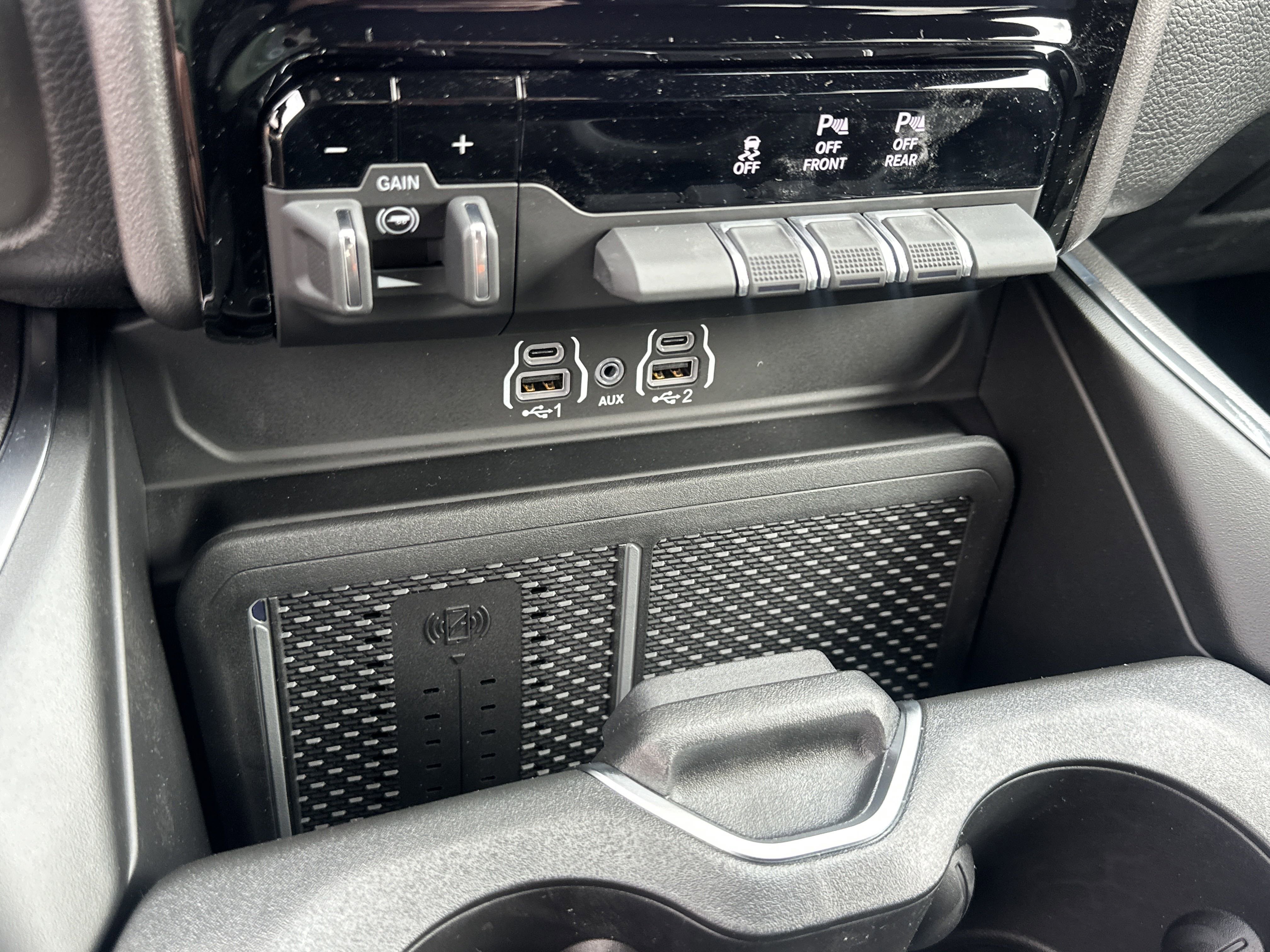 New 2026 RAM 1500 Big Horn AWD/4WD image 4