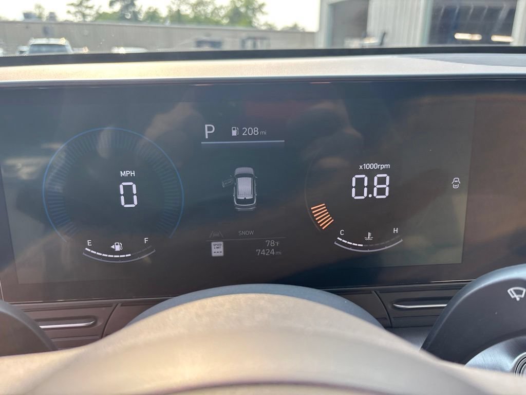 Certified 2024 Hyundai Kona SEL AWD/4WD image 25