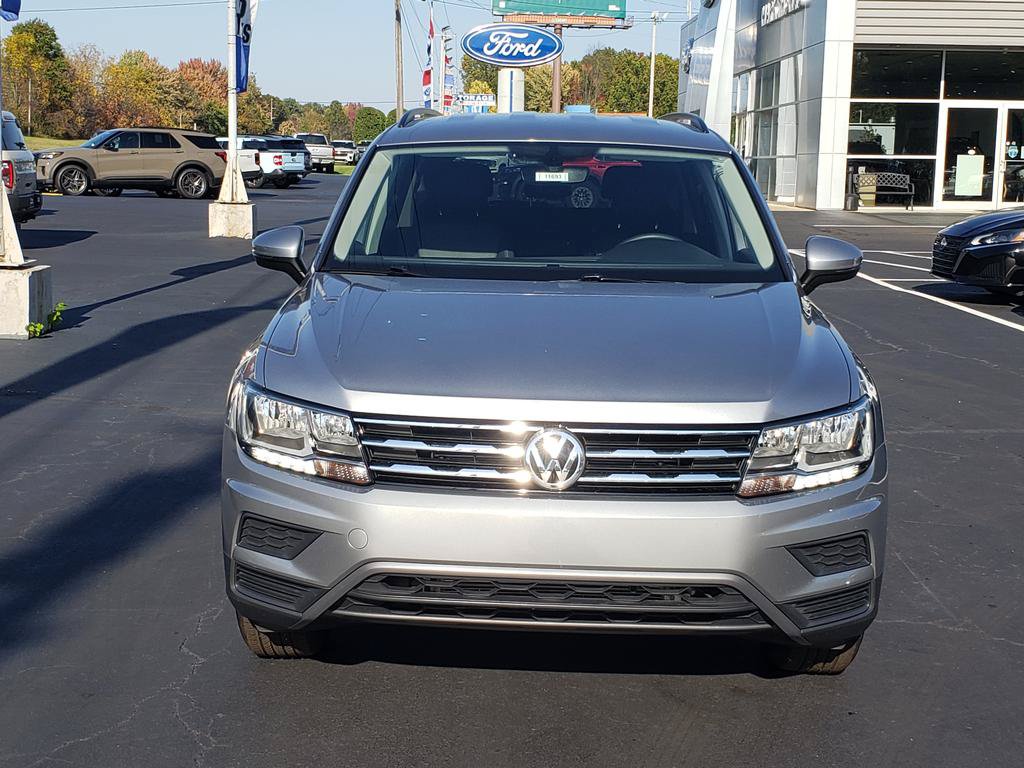 Used 2020 Volkswagen Tiguan SE AWD/4WD image 2