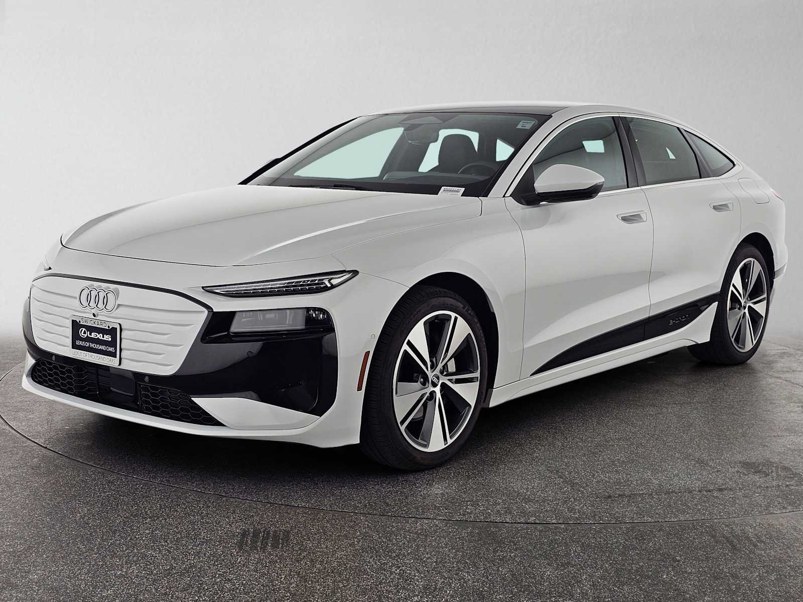 Used 2025 Audi A6 e-tron Premium Plus w/ Premium Plus RWD image 7