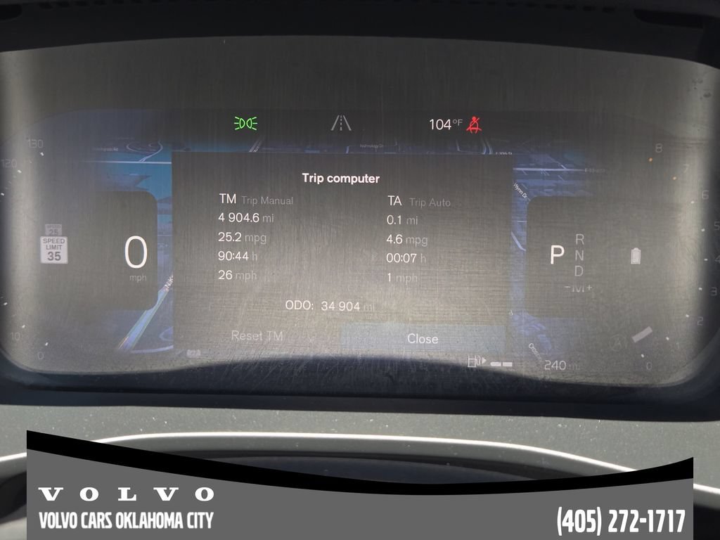 Certified 2024 Volvo XC40 B5 Ultimate w/ Protection Package Premier AWD/4WD image 12