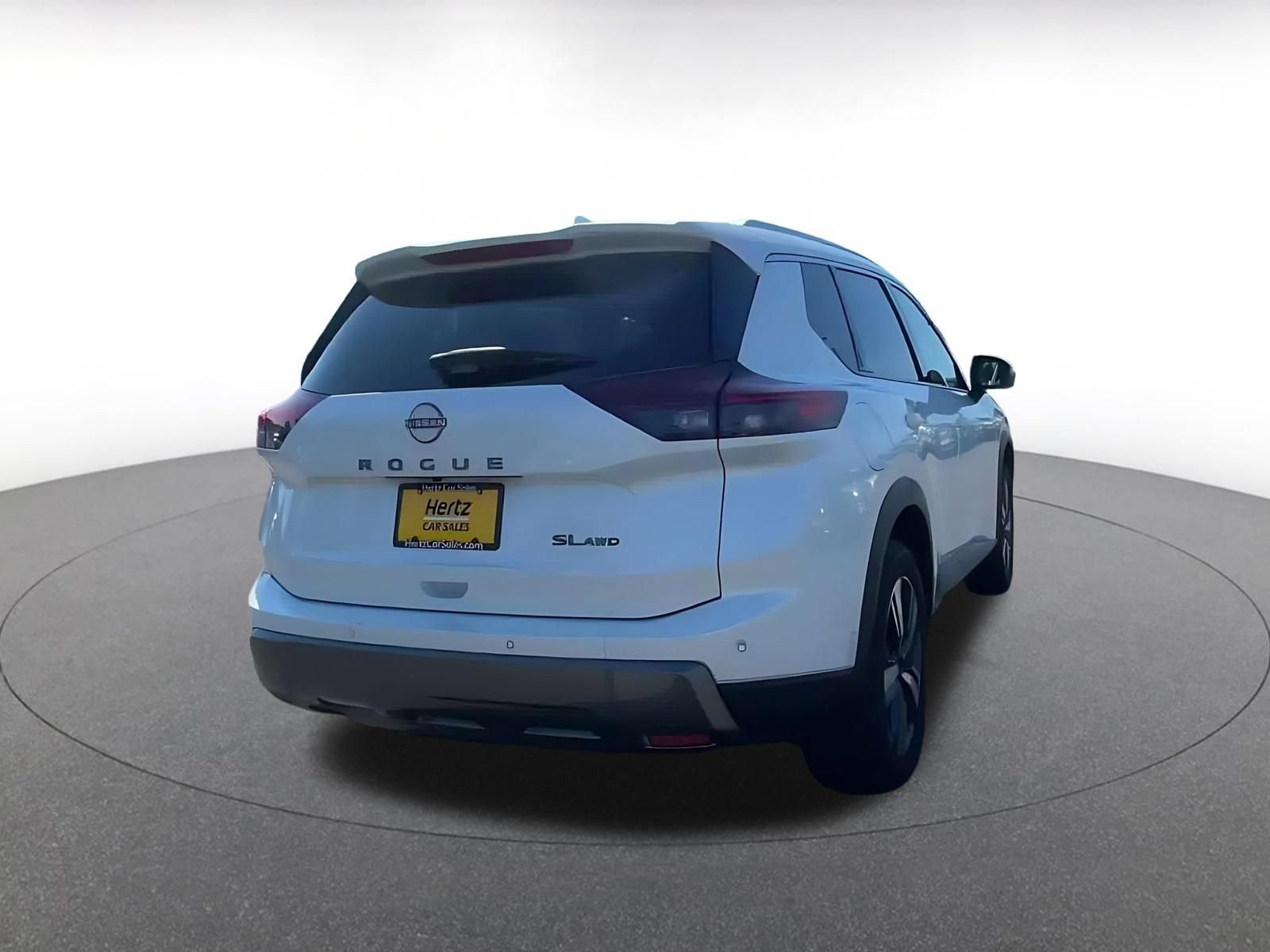 Used 2026 Nissan Rogue SL AWD/4WD image 12
