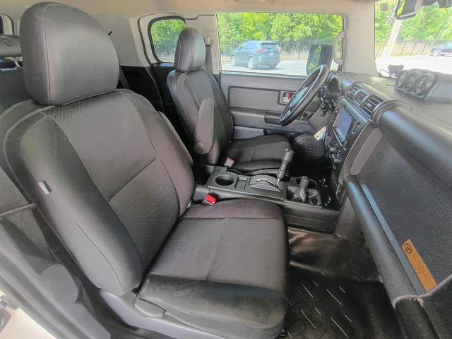 Used 2013 Toyota FJ Cruiser 4WD w/ Convenience Pkg image 44