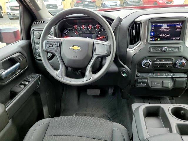 Used 2025 Chevrolet Silverado 2500 Custom image 19