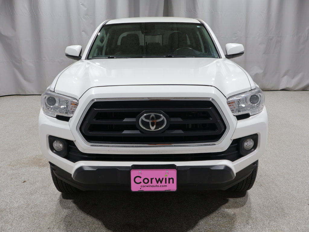 Used 2022 Toyota Tacoma SR5 w/ Technology Package AWD/4WD image 8