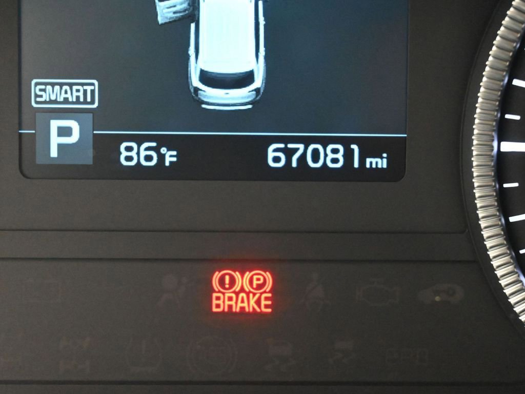 Used 2021 Kia Telluride LX image 30