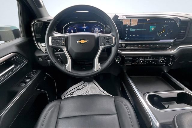 Used 2024 Chevrolet Silverado 2500 LTZ w/ LTZ Premium Package image 9
