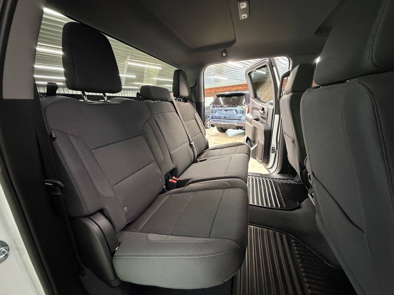 Used 2023 Chevrolet Silverado 1500 Custom Trail Boss w/ LPO, Dark Essentials Package AWD/4WD image 40