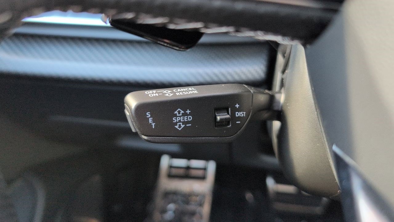 New 2025 Audi RS Q8 performance image 15