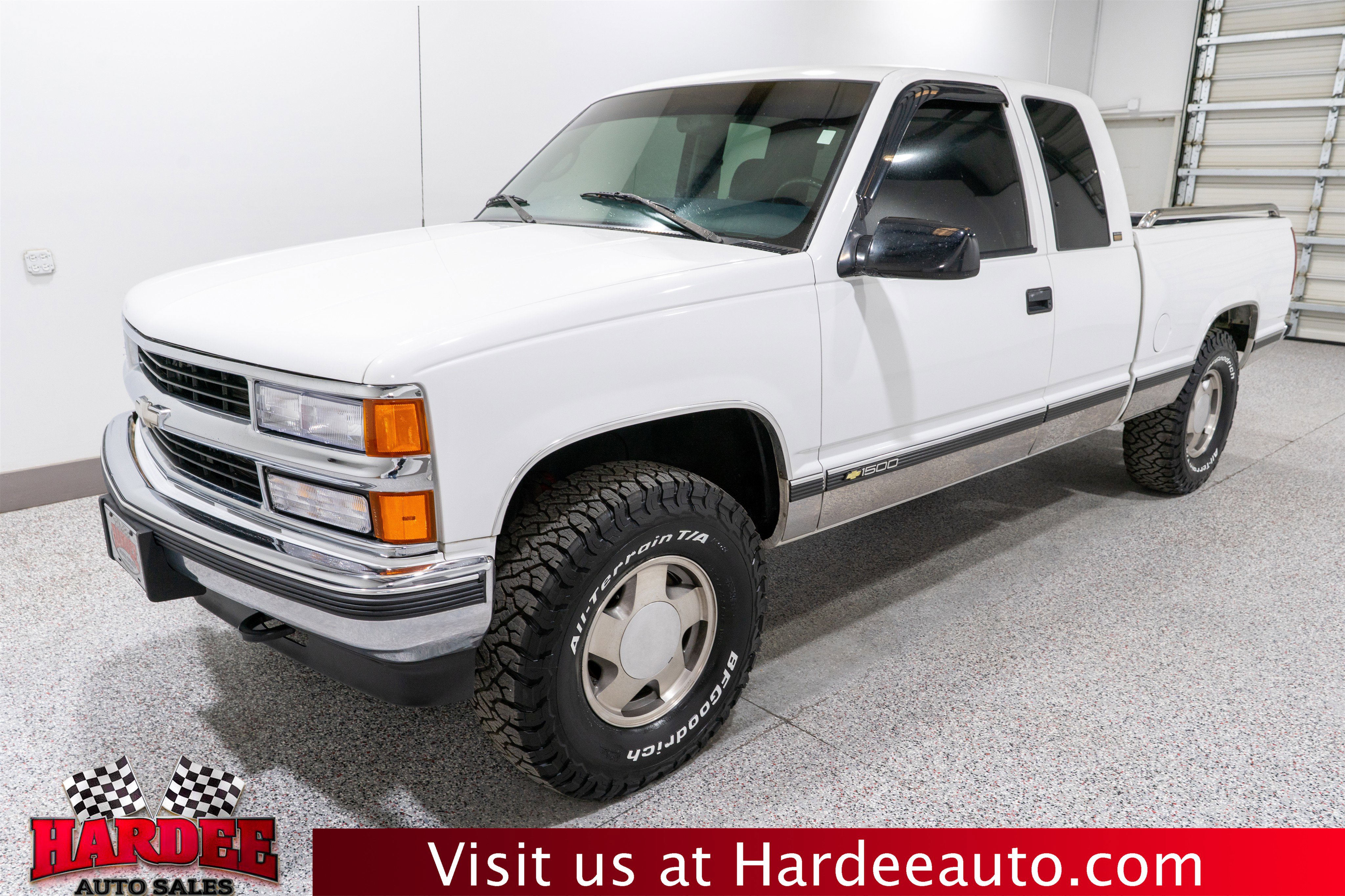 Used 1997 Chevrolet Silverado 1500 4x4 Extended Cab w/ Preferred Equipment Group 2 image 2