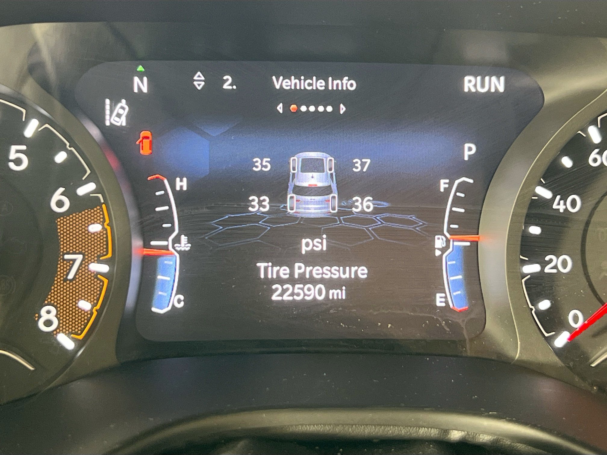 Used 2022 Jeep Compass Latitude AWD/4WD image 12