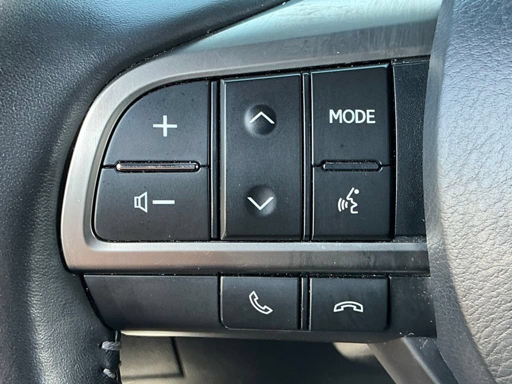 Used 2020 Lexus LX 570 4WD w/ Sport Package image 33