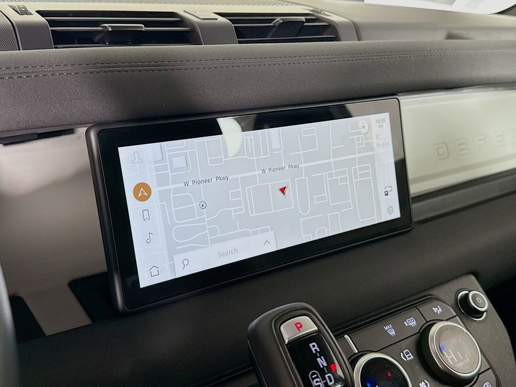 Used 2023 Land Rover Defender 110 image 13