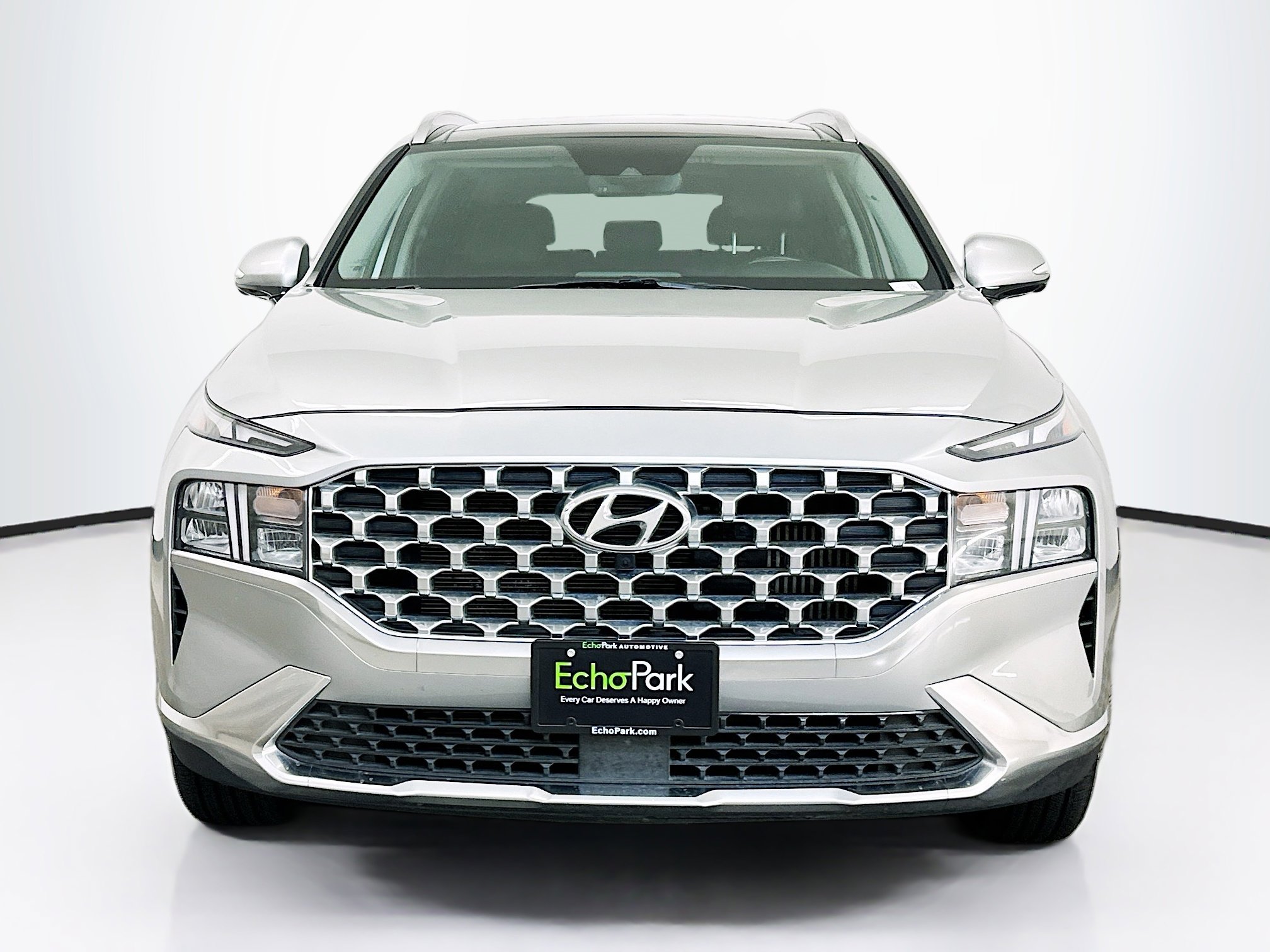 Used 2023 Hyundai Santa Fe SEL Premium image 2