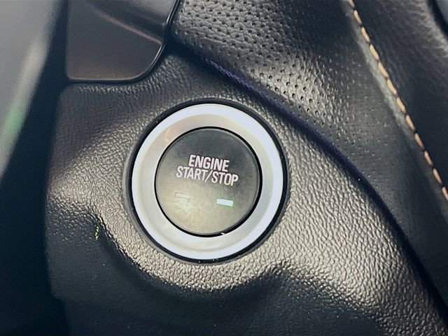 Used 2018 Chevrolet Equinox Premier image 16