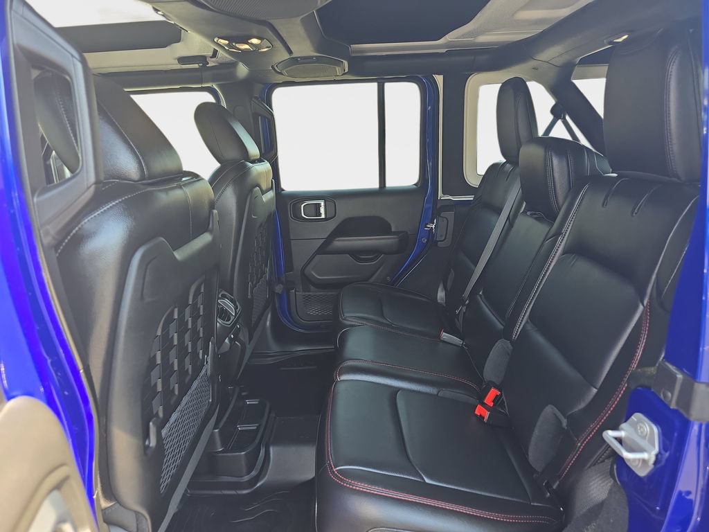 Used 2020 Jeep Wrangler Unlimited Rubicon w/ Safety Group AWD/4WD image 16