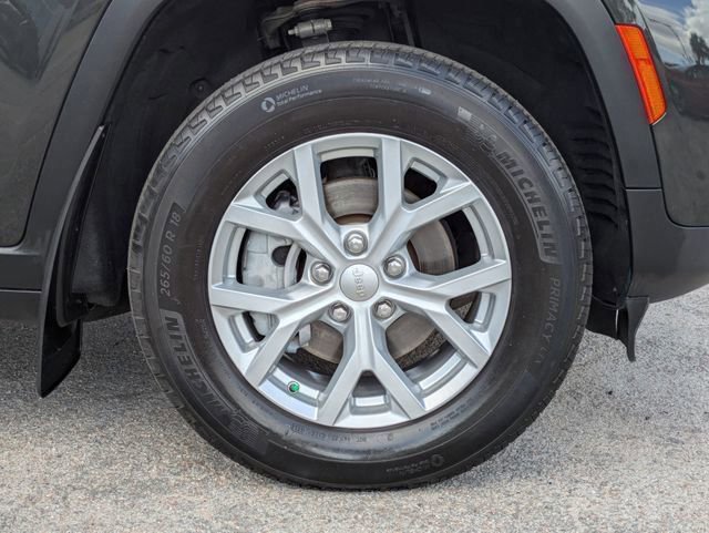 Used 2024 Jeep Grand Cherokee Limited AWD/4WD image 11