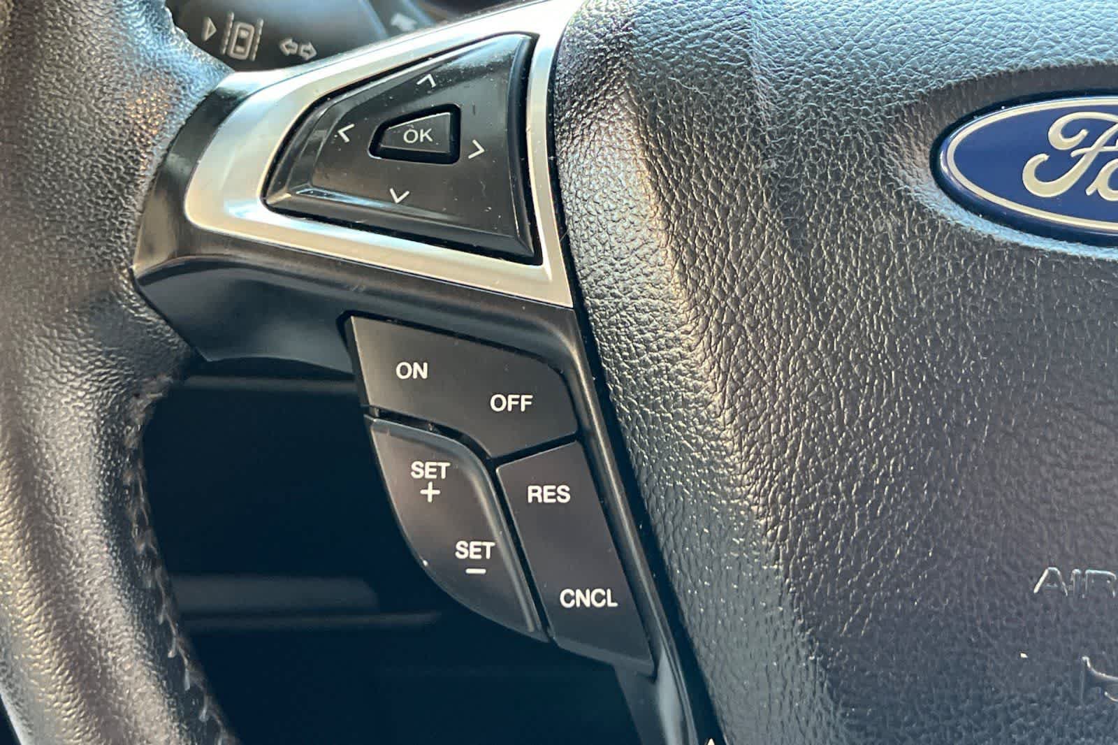 Used 2022 Ford Edge SEL w/ Convenience Package AWD/4WD image 31