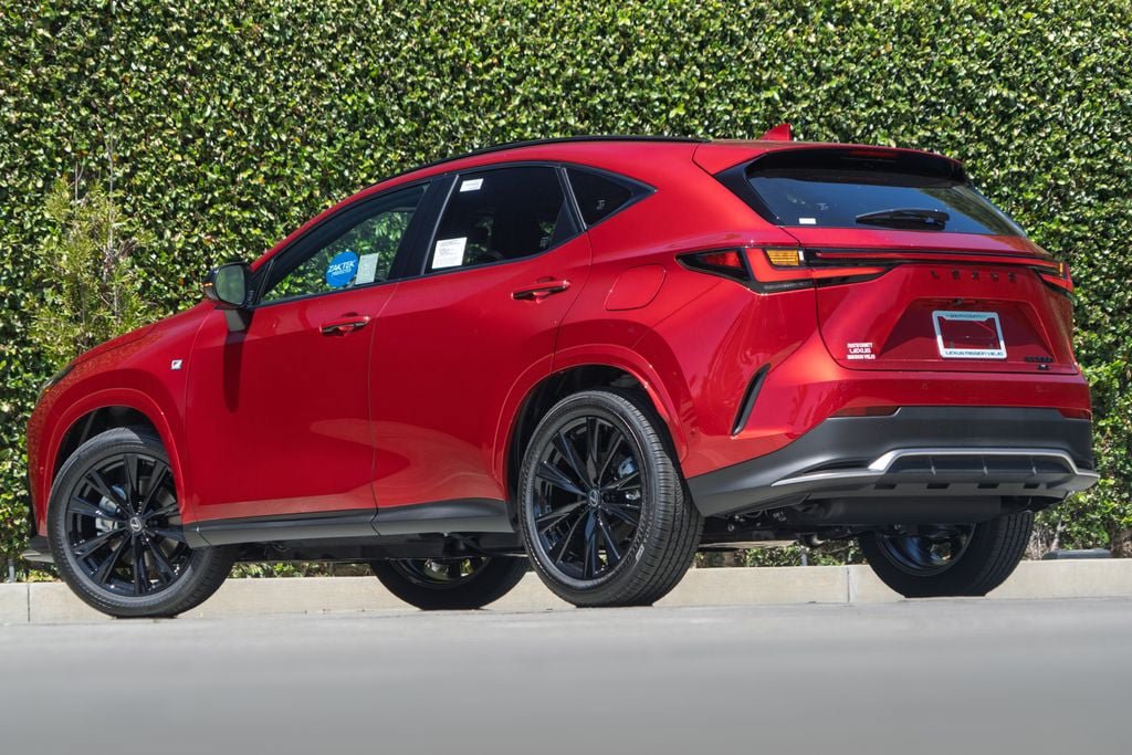 New 2026 Lexus NX 350h F Sport AWD/4WD image 3