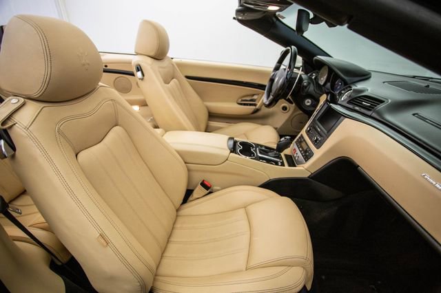 Used 2011 Maserati GranTurismo Convertible image 21