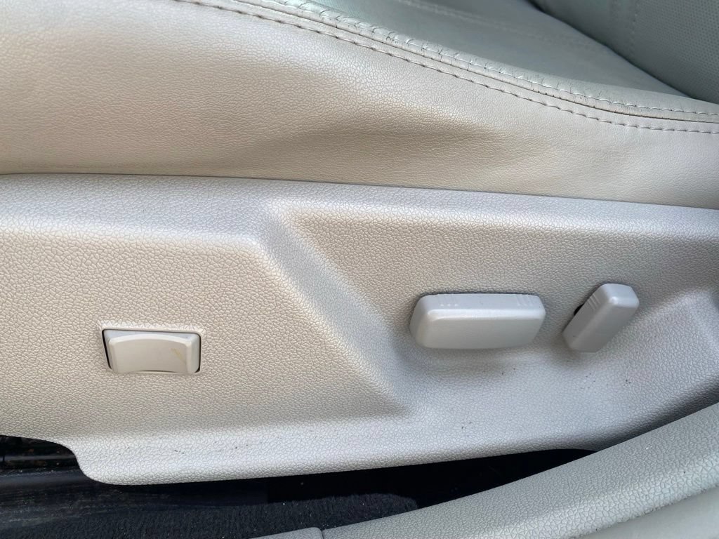 Used 2013 Cadillac CTS Premium AWD/4WD image 10