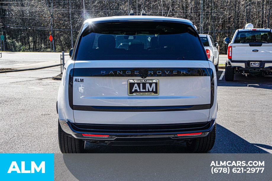 Used 2024 Land Rover Range Rover SE image 10