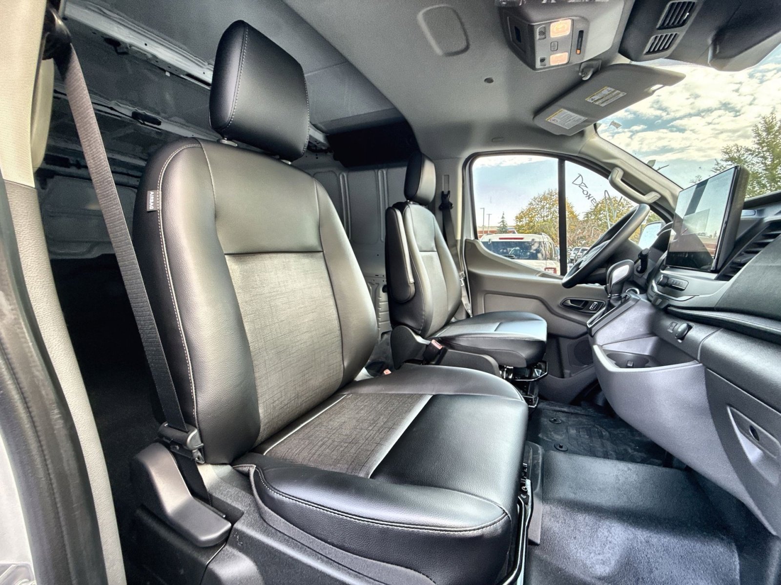 New 2026 Ford Transit 150 Low Roof image 33