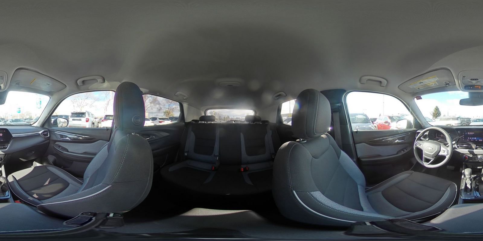 Used 2025 Chevrolet TrailBlazer LT image 40