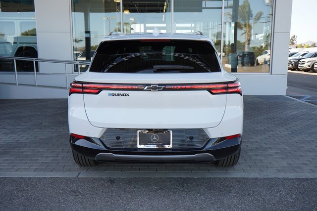 New 2025 Chevrolet Equinox EV LT image 7