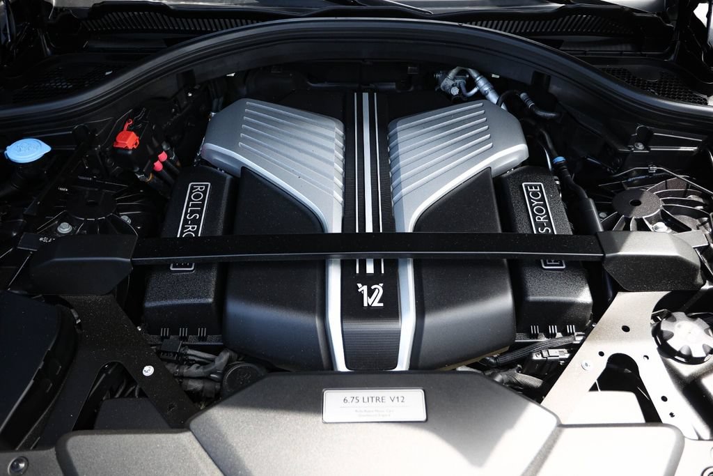 Used 2022 Rolls-Royce Cullinan AWD/4WD image 20