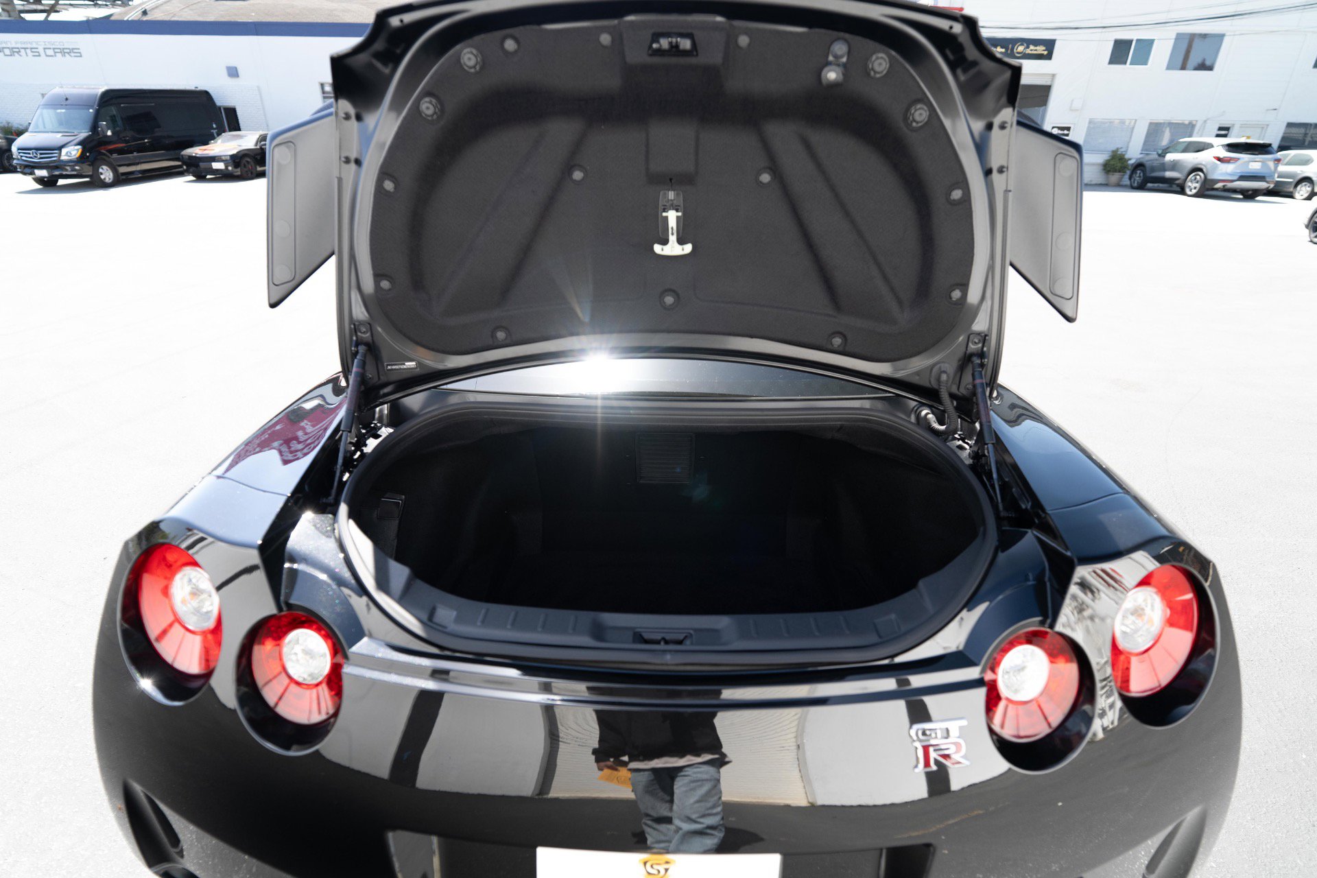Used 2013 Nissan GT-R Black Edition AWD/4WD image 98