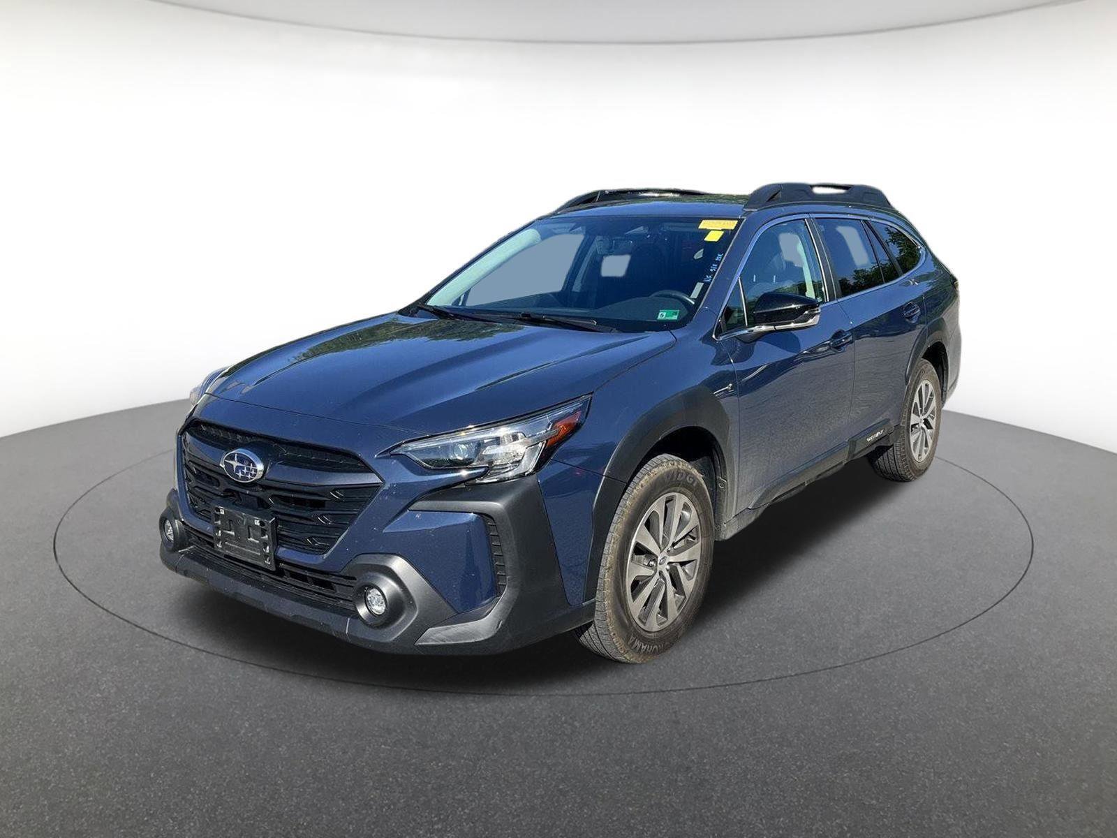 Used 2024 Subaru Outback Premium w/ Popular Package #1A AWD/4WD image 3