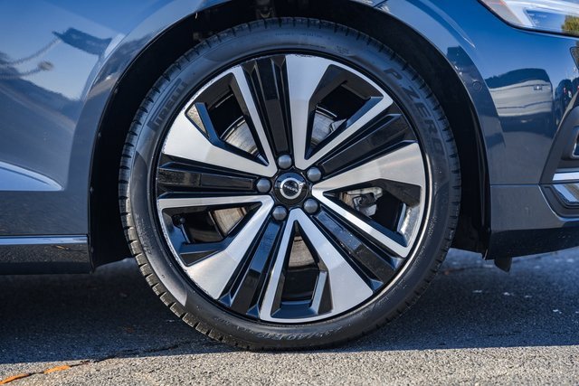 Certified 2023 Volvo S60 B5 Ultimate w/ Climate Package image 16