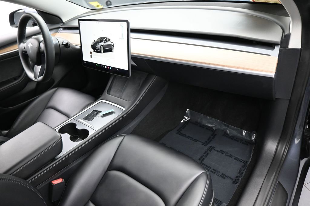 Used 2023 Tesla Model 3 Standard Range RWD image 38