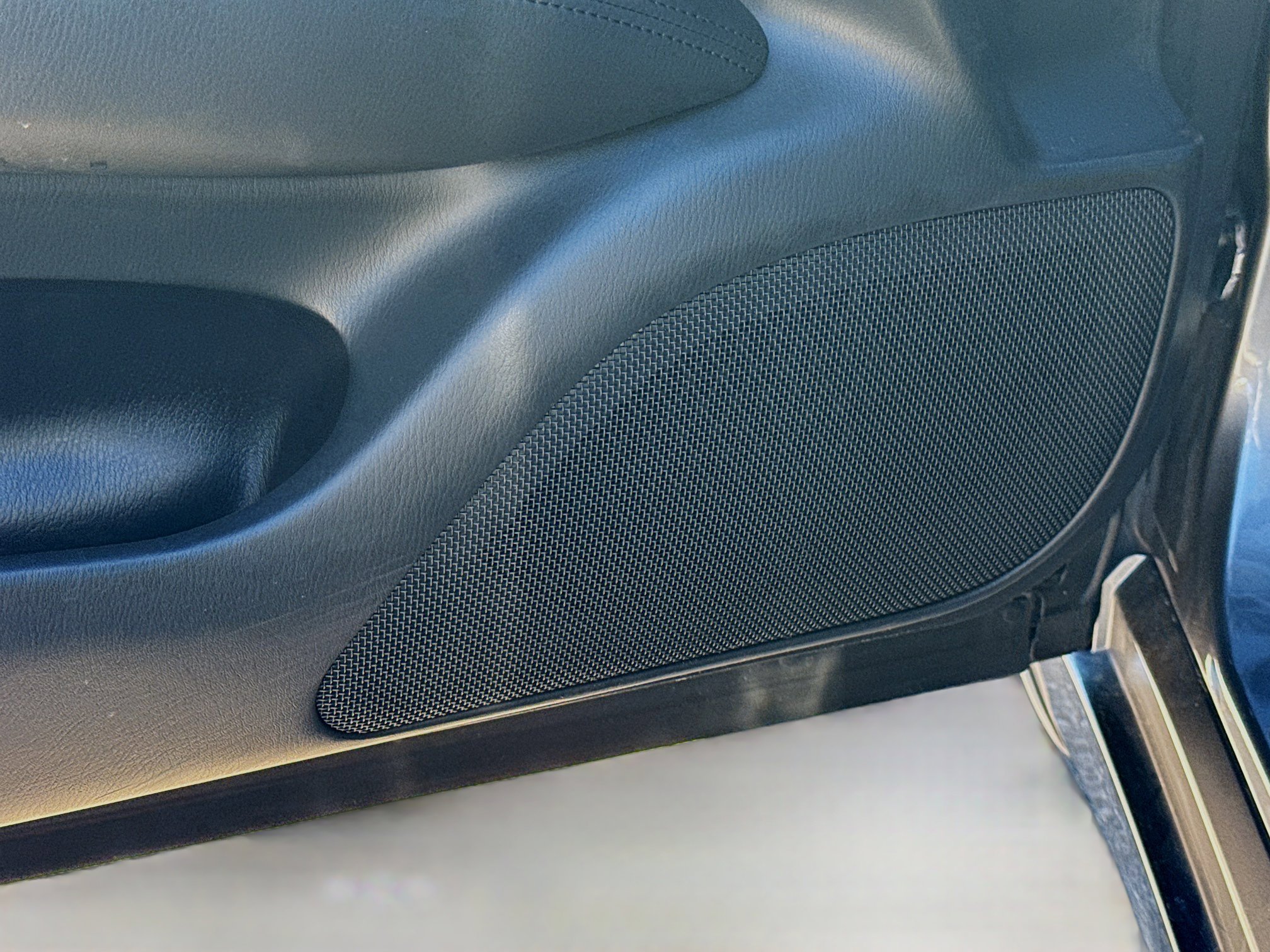 Used 2019 INFINITI Q70 Luxe w/ Sport Package image 23