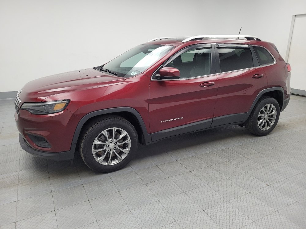 Used 2019 Jeep Cherokee Latitude Plus w/ Comfort/Convenience Group image 2